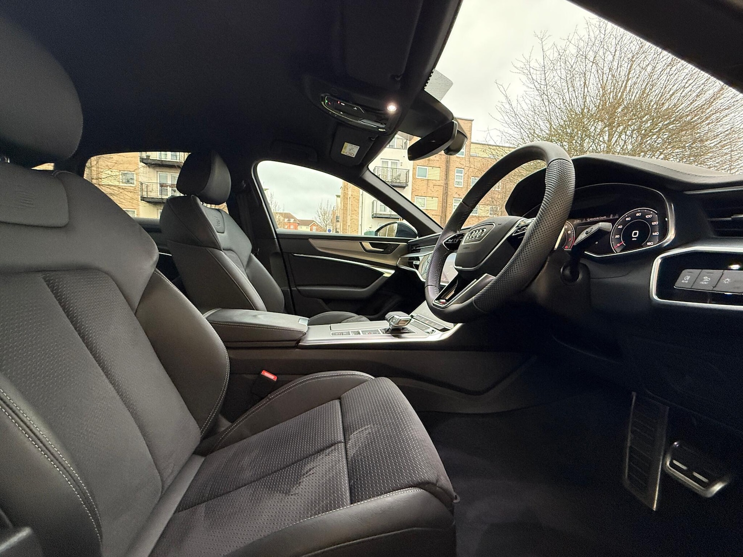 Used Audi A6 Saloon 2025 for sale - 76913826: Photo 30