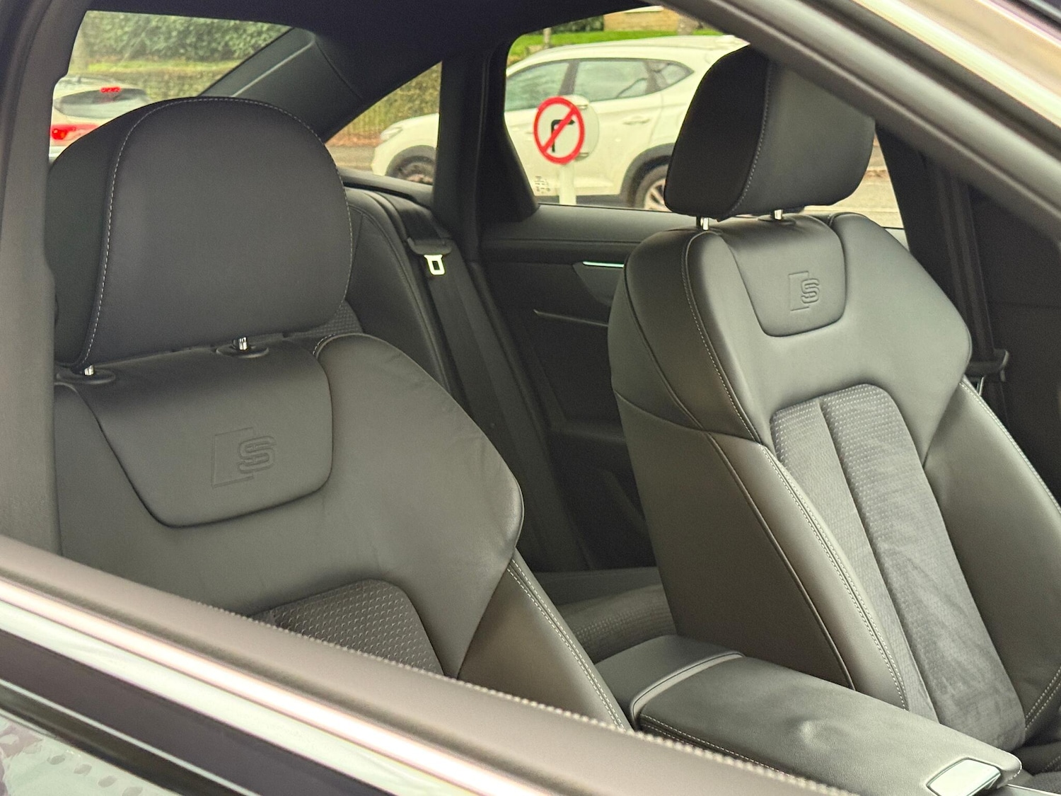 Used Audi A6 Saloon 2025 for sale - 76913826: Photo 32