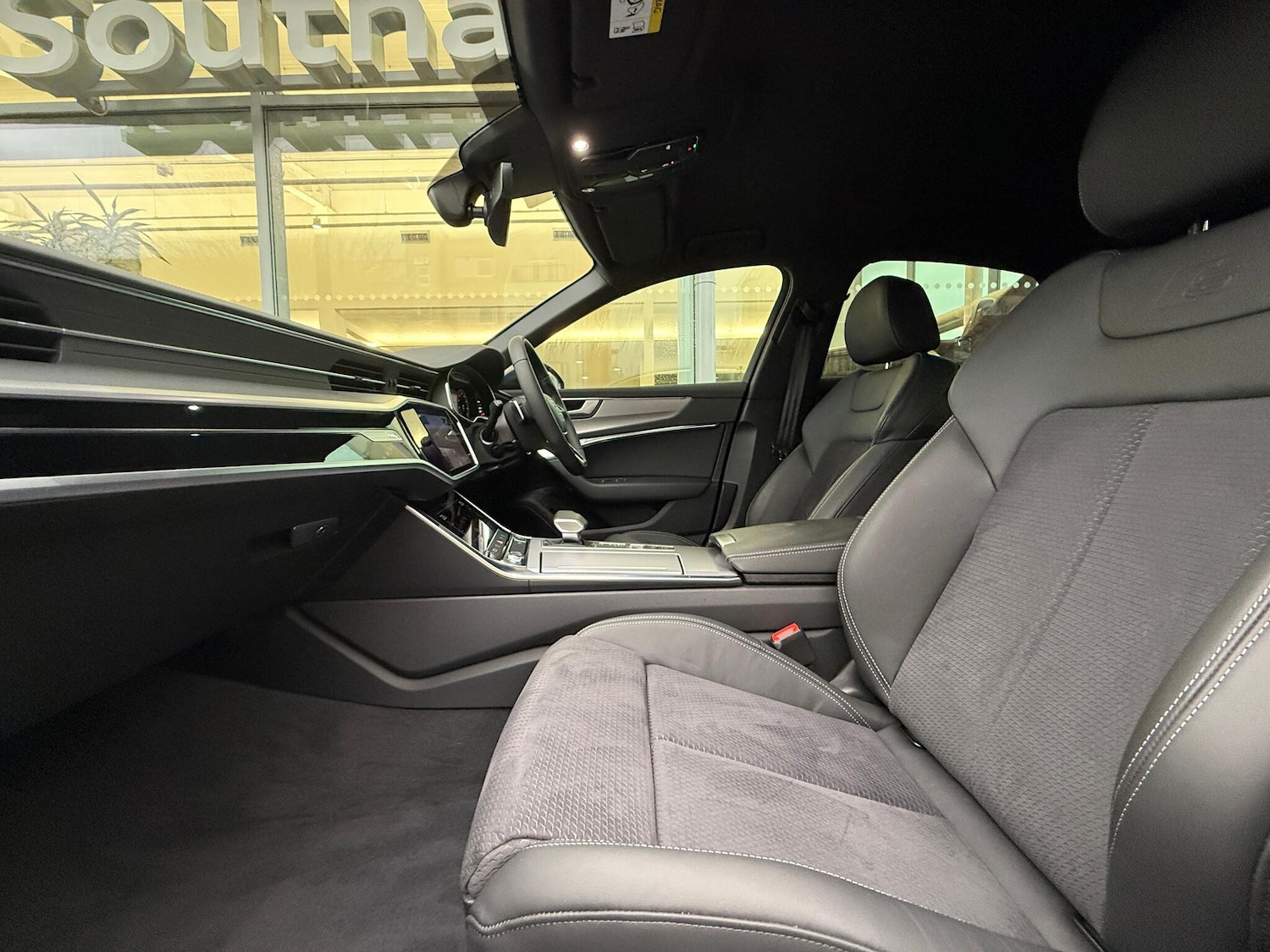 Used Audi A6 Saloon 2025 for sale - 76913826: Photo 50