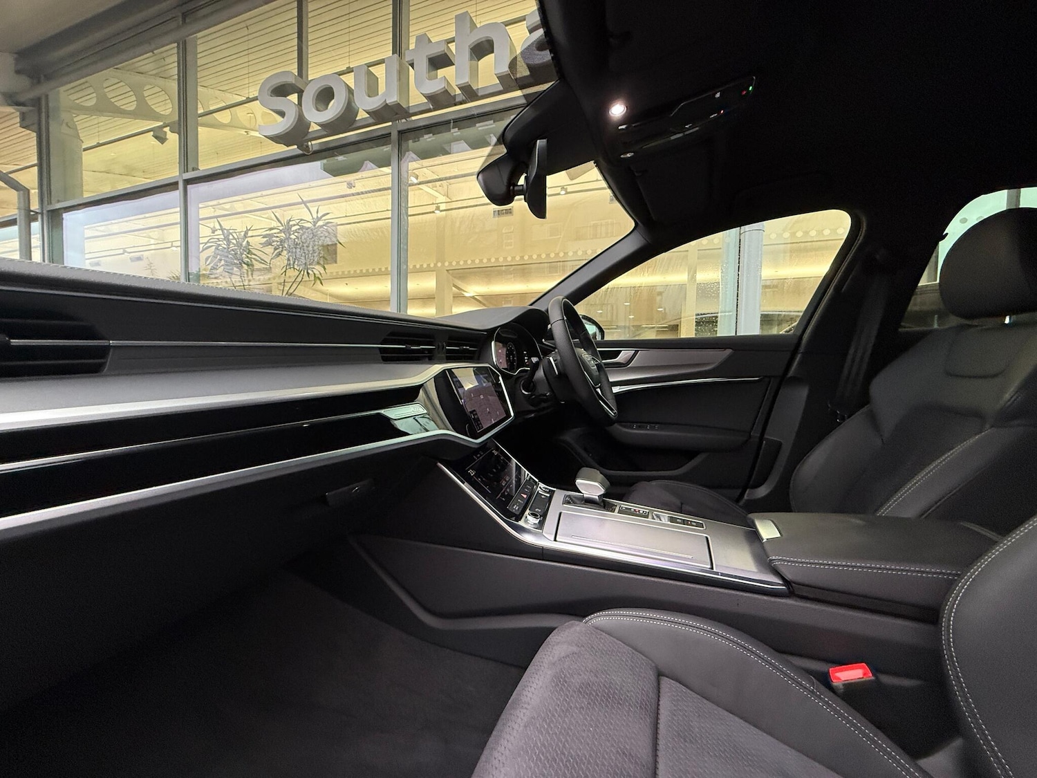 Used Audi A6 Saloon 2025 for sale - 76913826: Photo 8