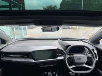Used Audi Q4 e-tron 2025 for sale - 75198712: Photo
