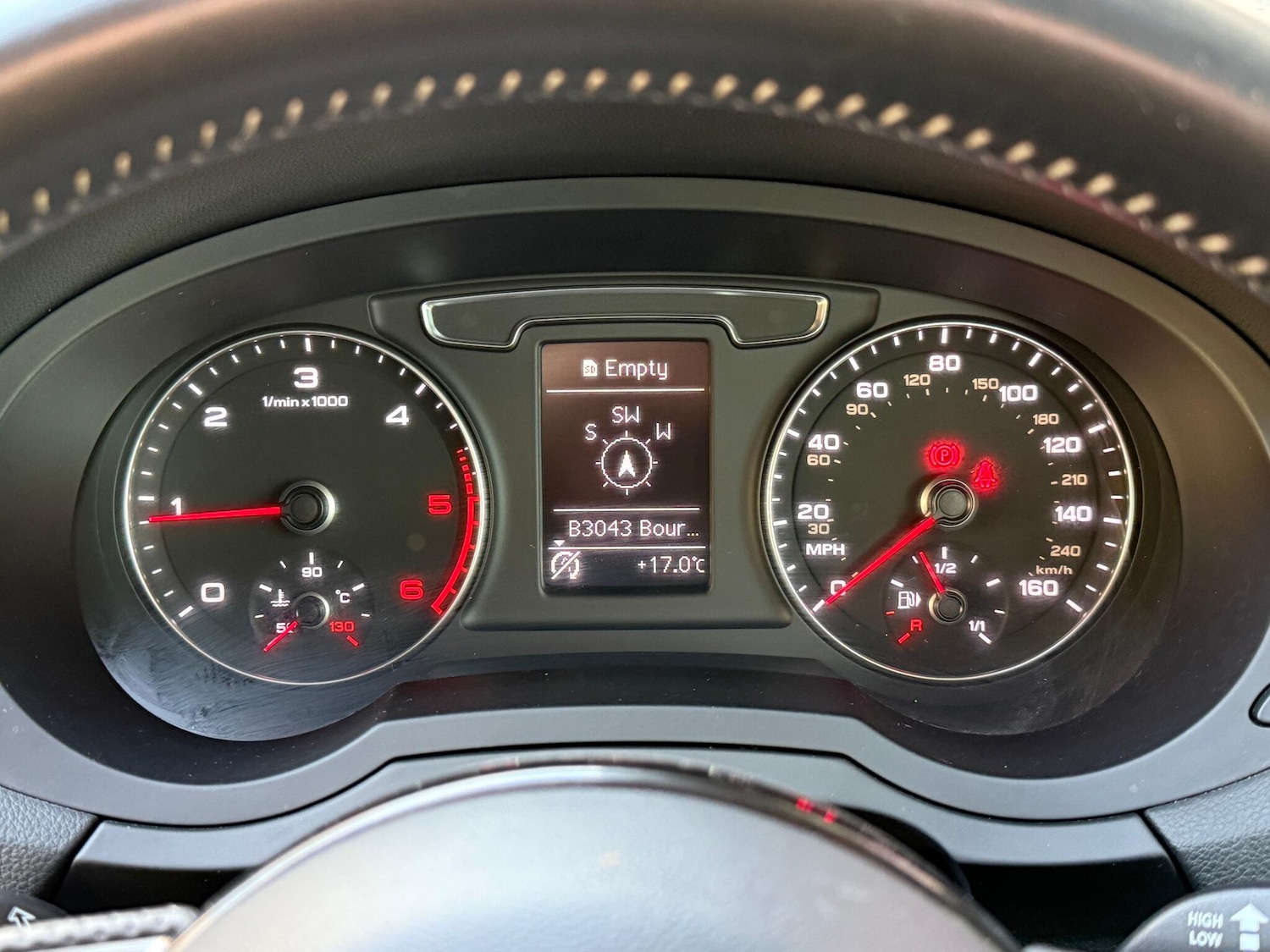 Used Audi Q3 2016 for sale - 76499164: Photo 14