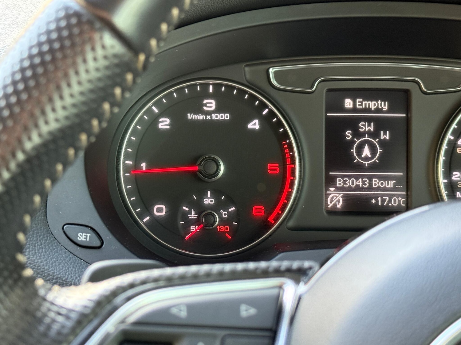 Used Audi Q3 2016 for sale - 76499164: Photo 15