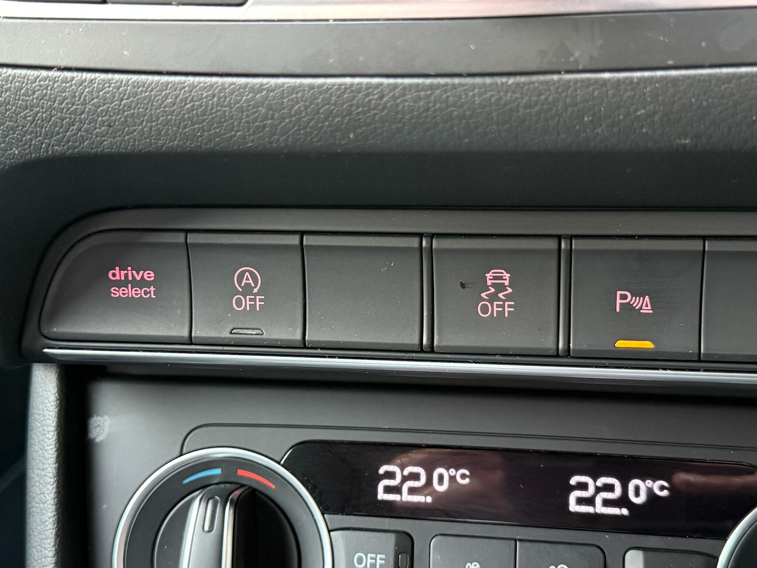 Used Audi Q3 2016 for sale - 76499164: Photo 27