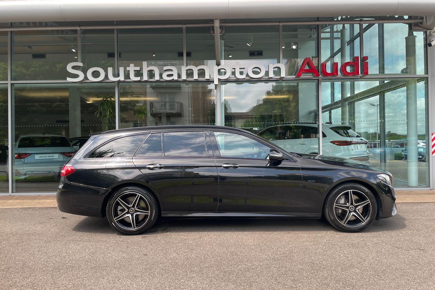 Used Mercedes-Benz E-Class 2019 for sale - 76167528: Photo 2