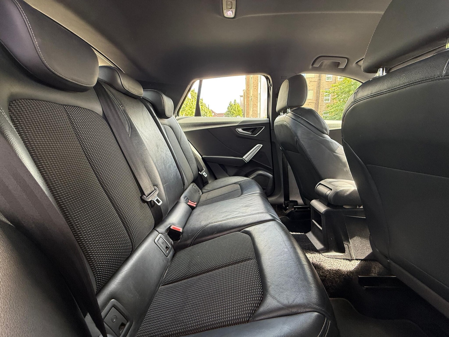 Vehicle 29
