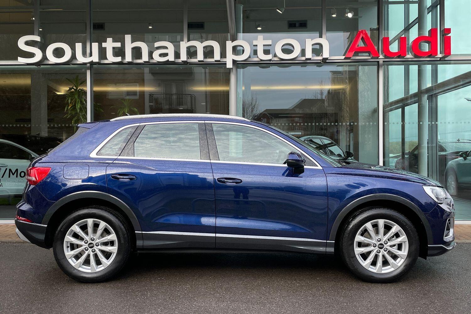 Used Audi Q3 2025 for sale - 76458126: Photo 2