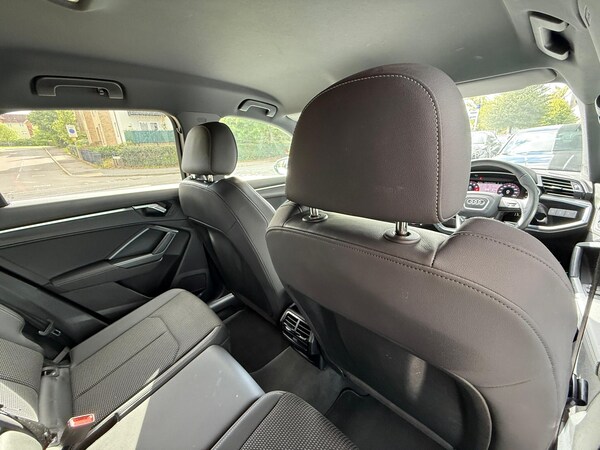 Used Audi Q3 2022 for sale - 76238799: Photo 29