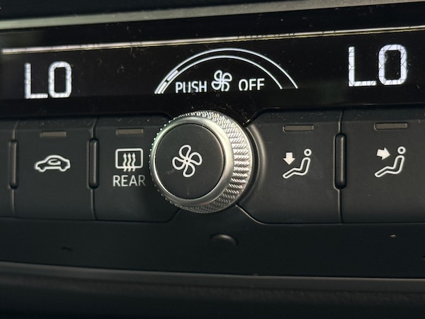 Used Audi Q3 2022 for sale - 76238799: Photo 59