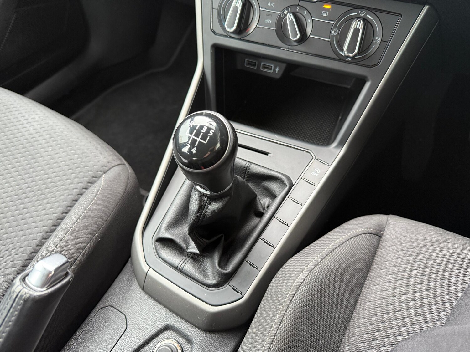 Used Volkswagen Polo 2018 for sale - 77440824: Photo 13