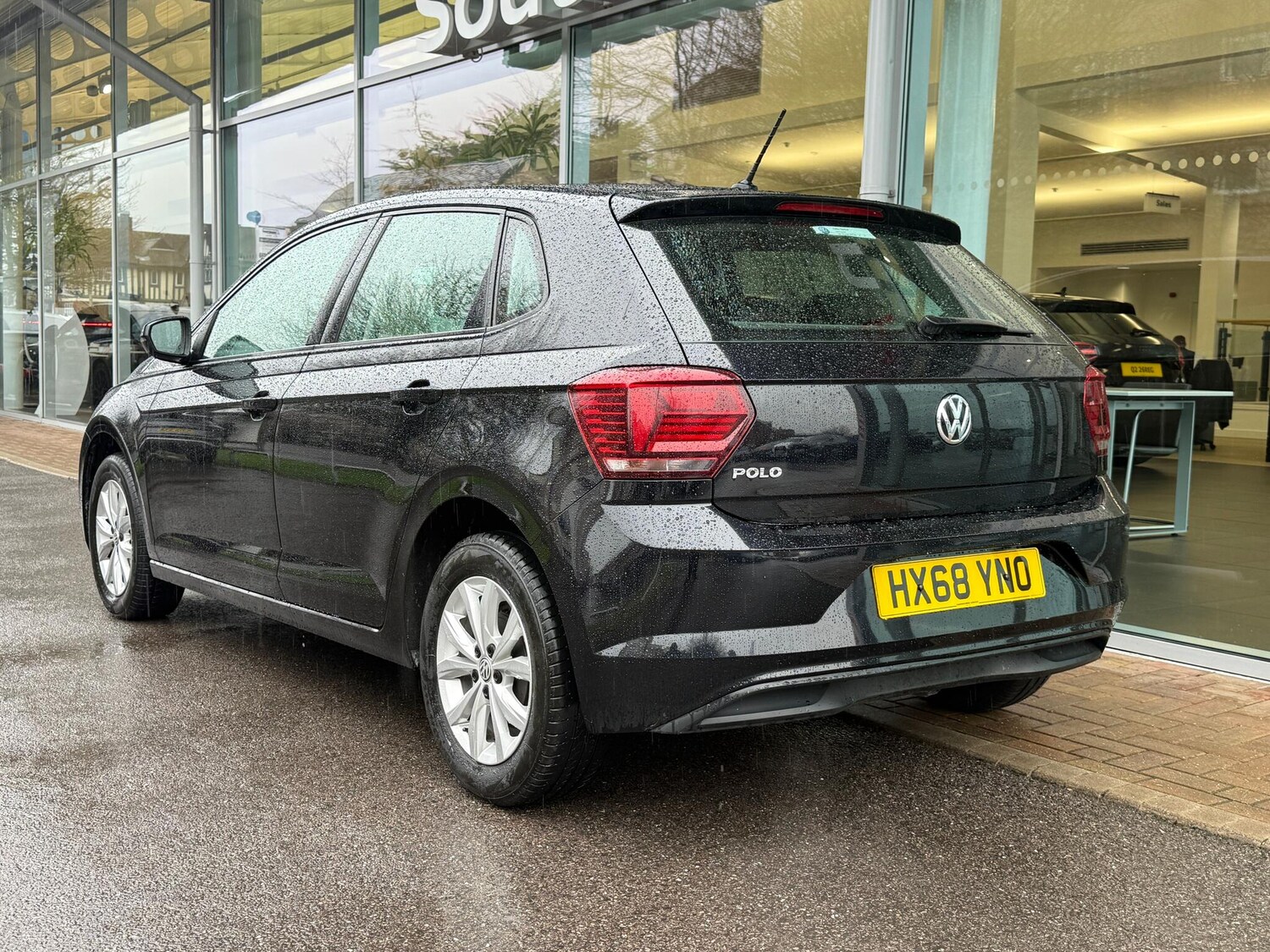 Used Volkswagen Polo 2018 for sale - 77440824: Photo 36