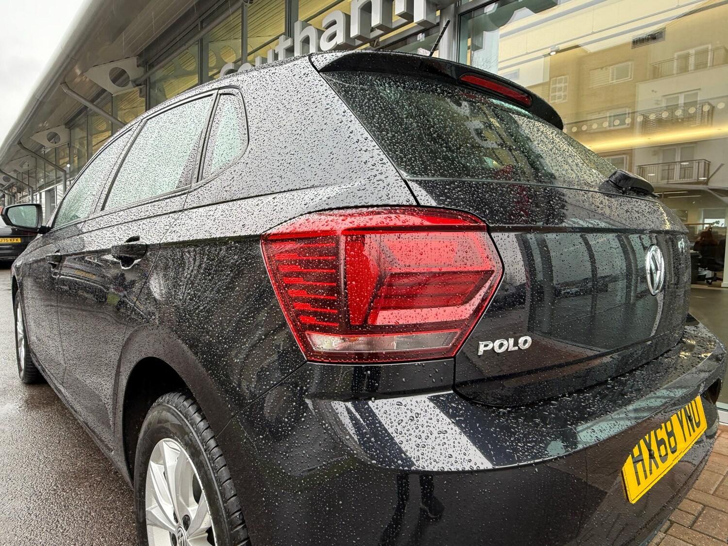 Used Volkswagen Polo 2018 for sale - 77440824: Photo 40