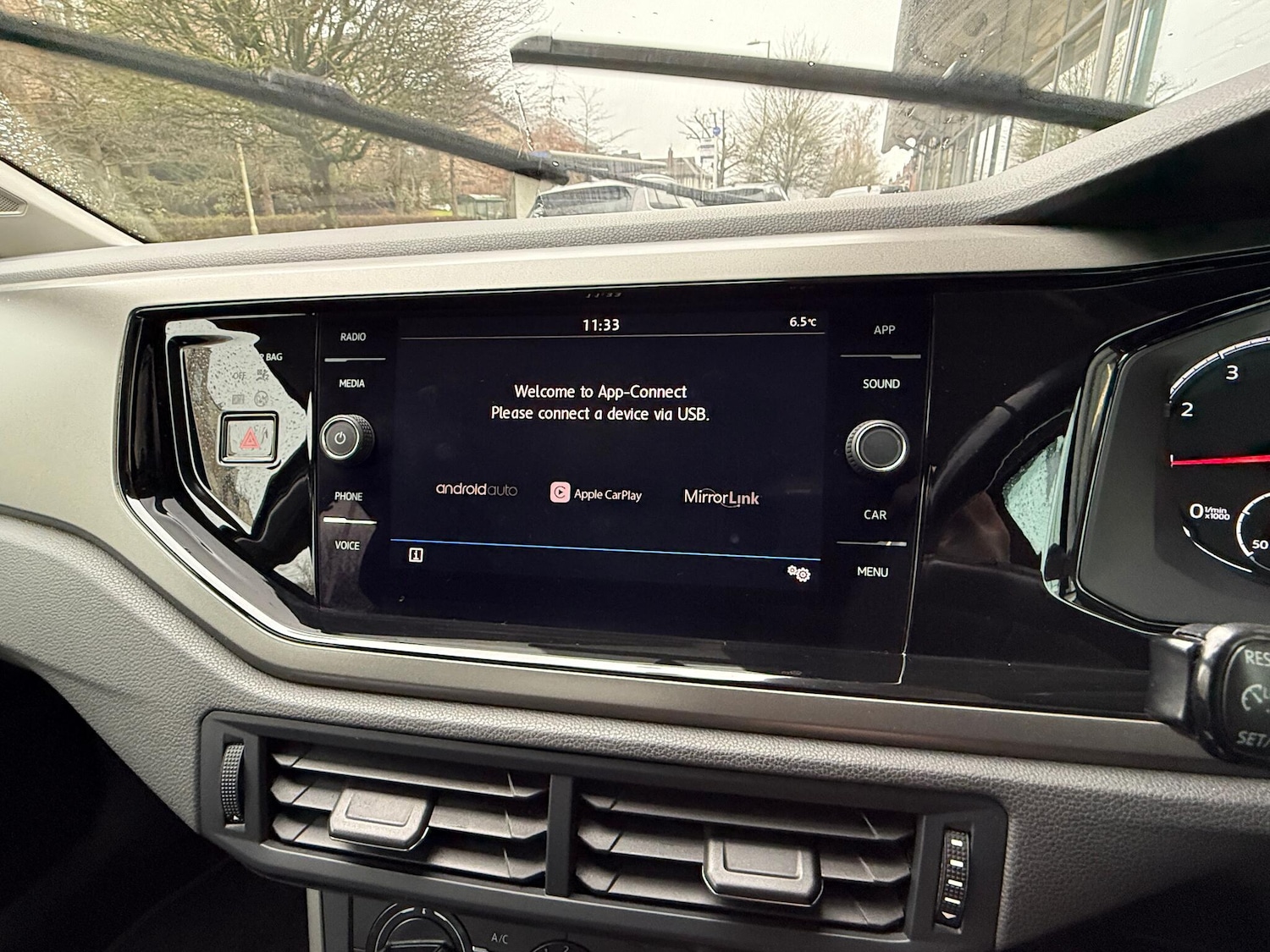 Used Volkswagen Polo 2018 for sale - 77440824: Photo 5