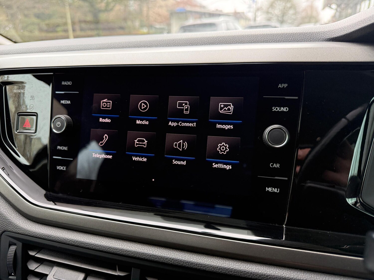 Used Volkswagen Polo 2018 for sale - 77440824: Photo 8