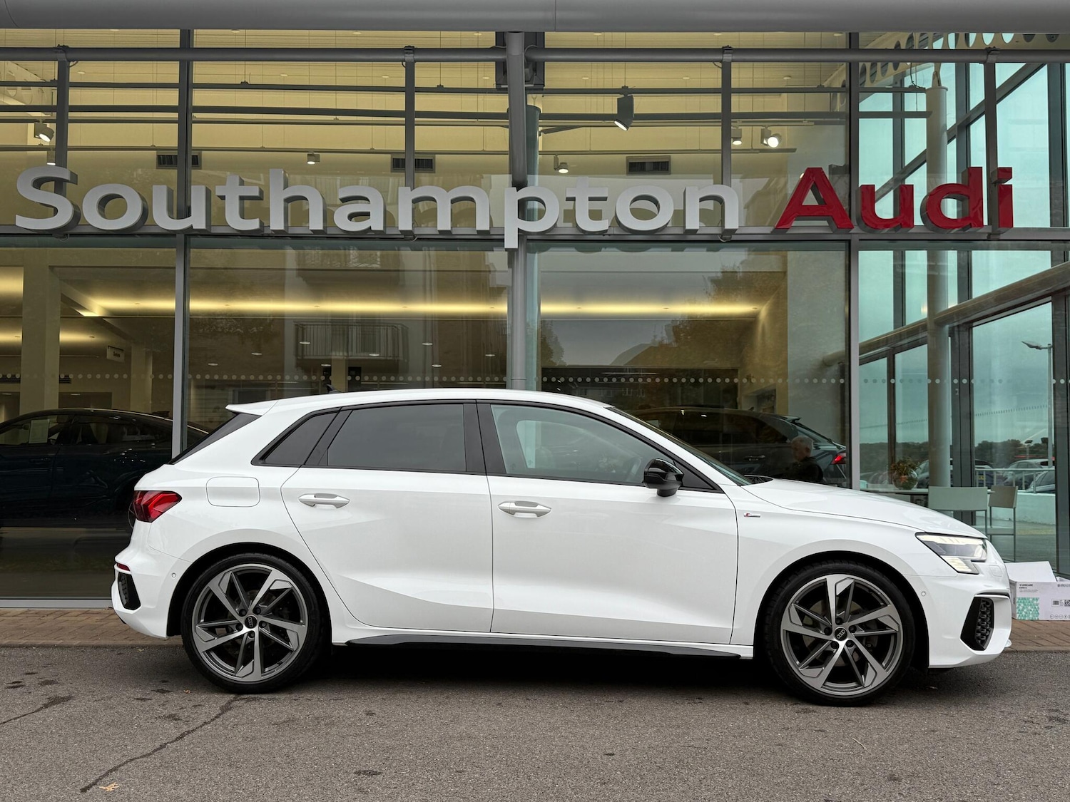 Used Audi A3 2022 for sale - 76294979: Photo 2