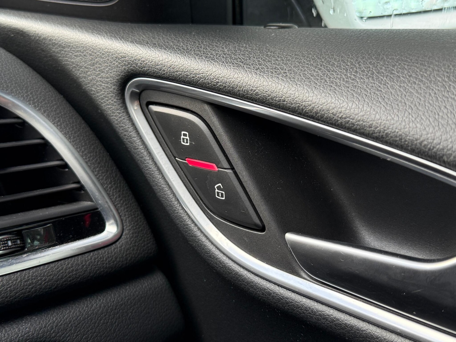 Used Audi Q3 2017 for sale - 77376782: Photo 16