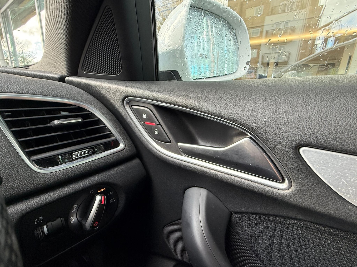 Used Audi Q3 2017 for sale - 77376782: Photo 17