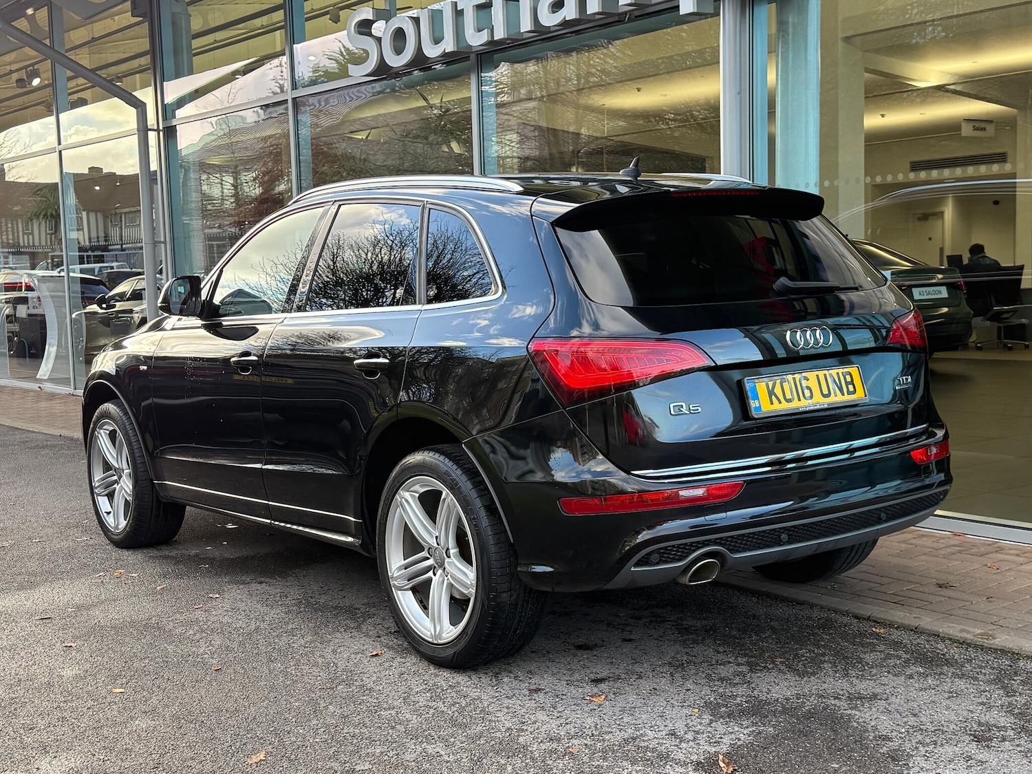 Used Audi Q5 2016 for sale - 76965659: Photo 52