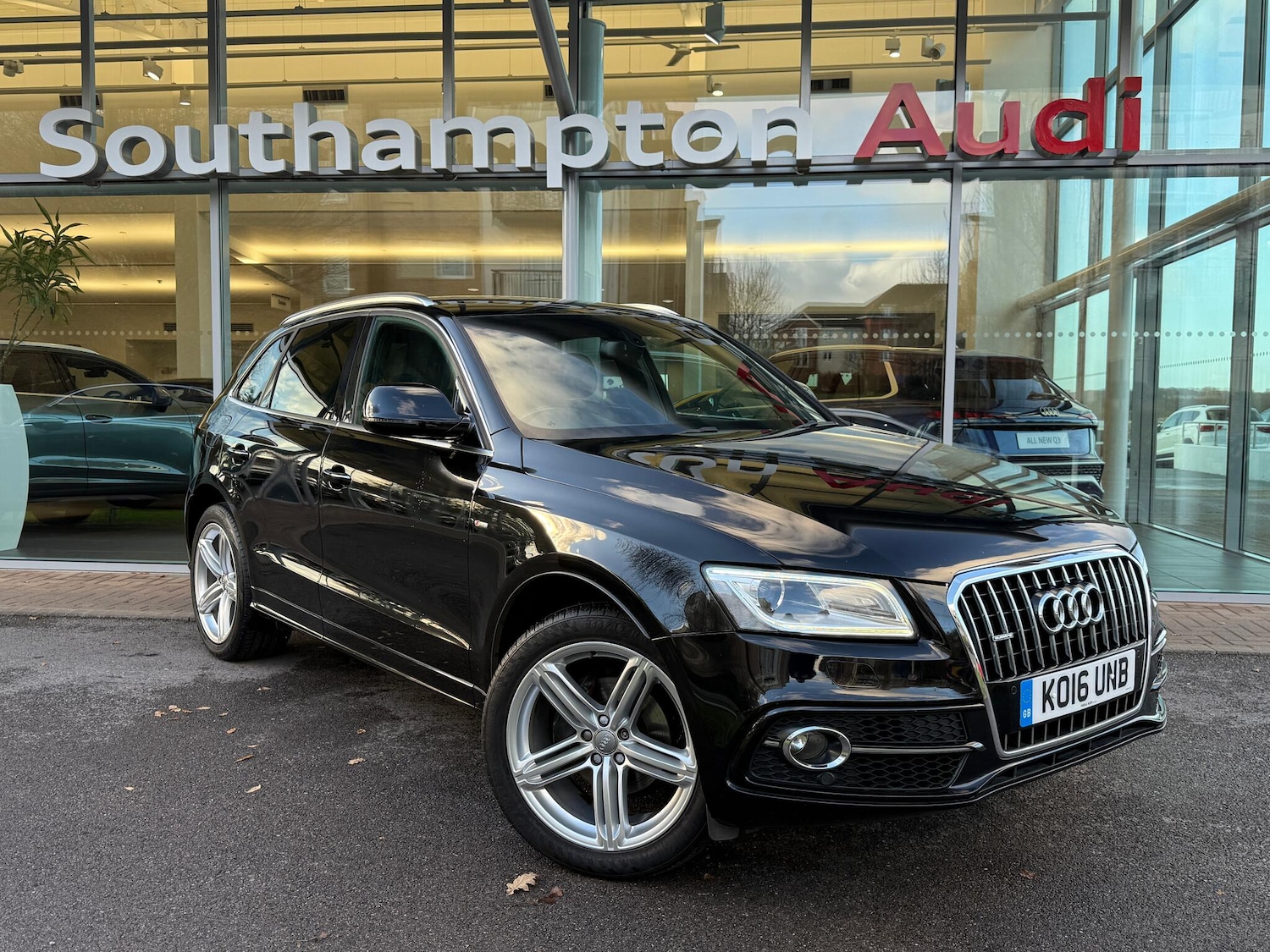 Used Audi Q5 2016 for sale - 76965659: Photo 70