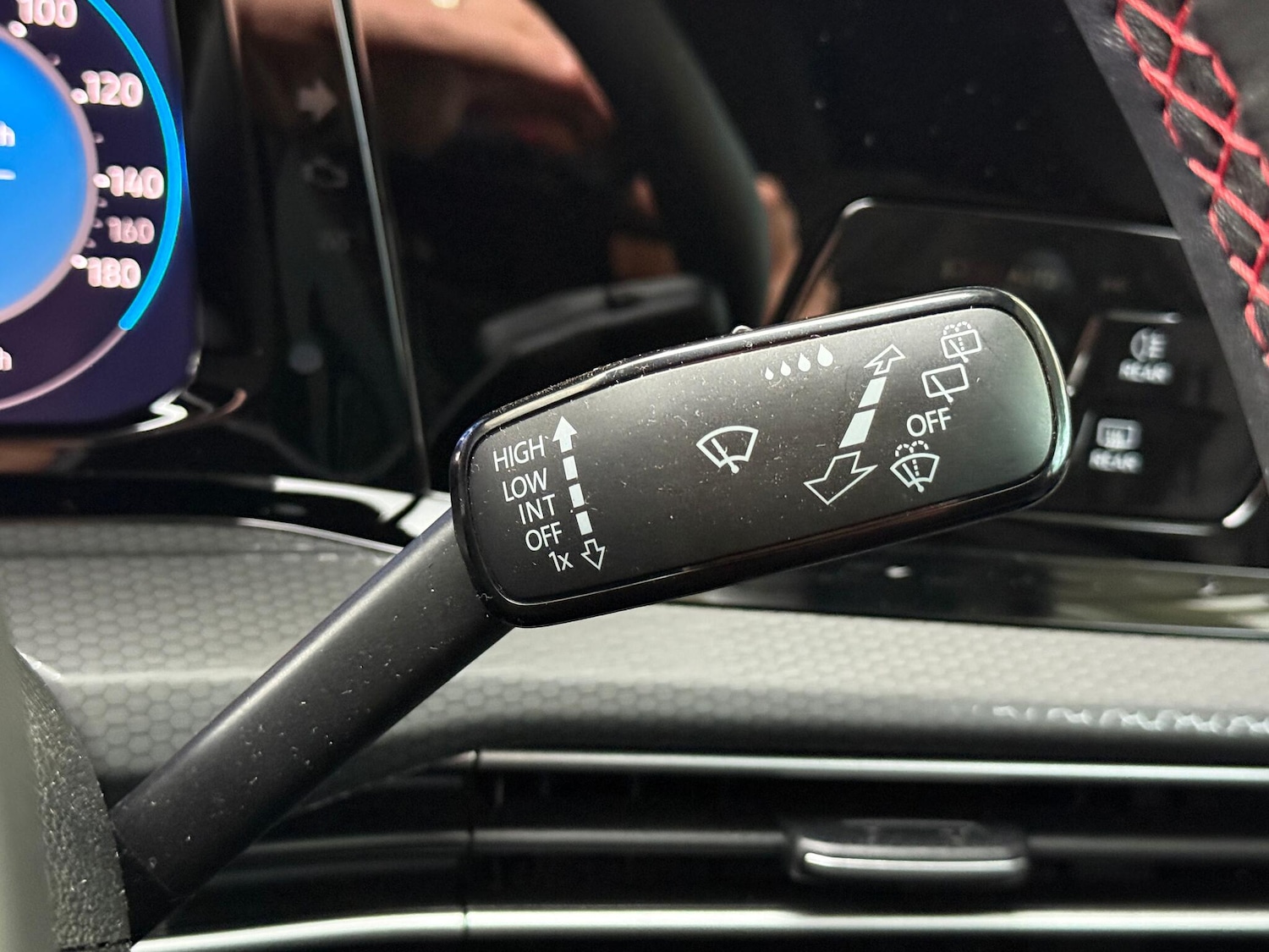 Used Volkswagen Golf 2024 for sale - 76953445: Photo 17