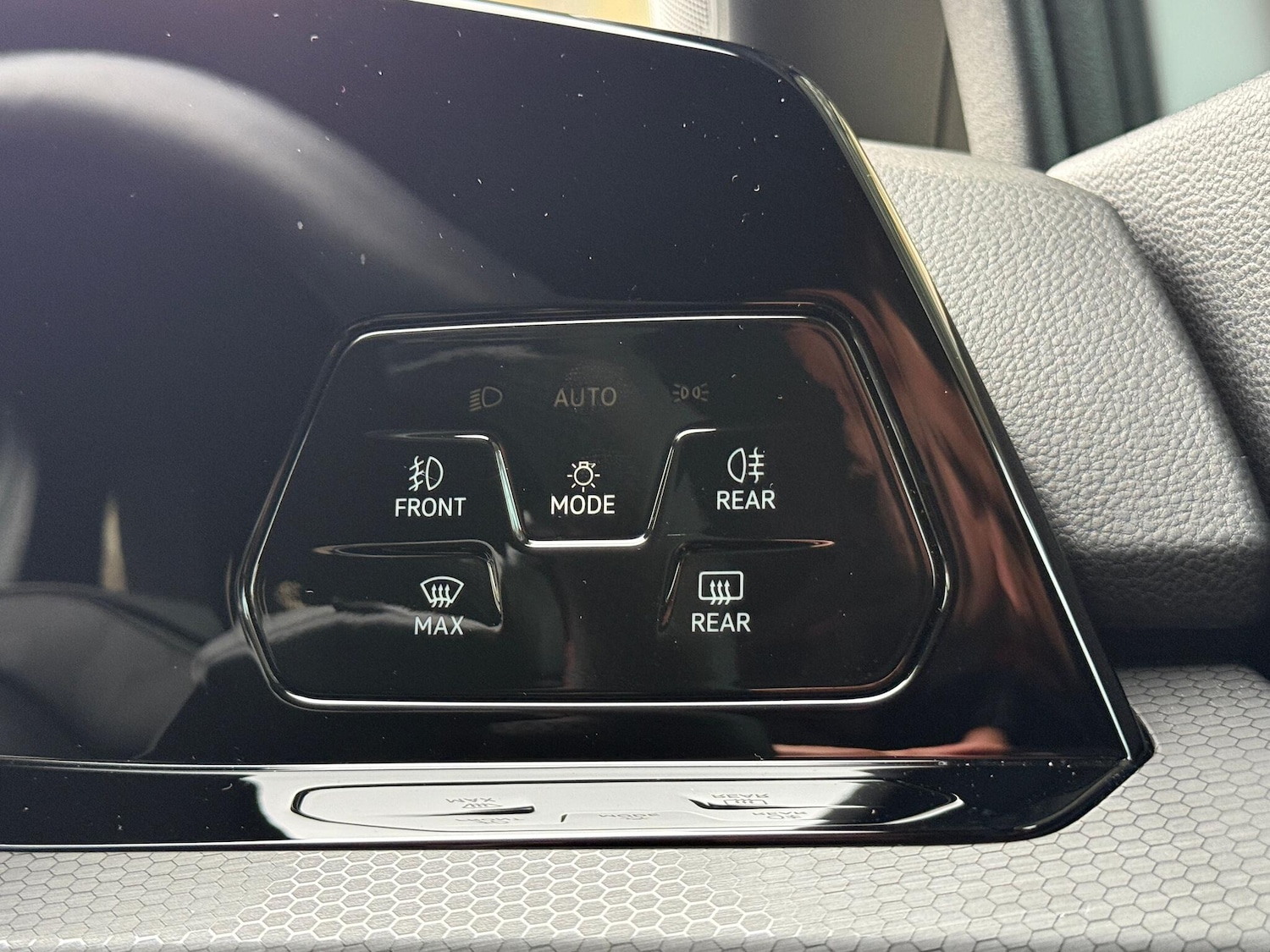 Used Volkswagen Golf 2024 for sale - 76953445: Photo 18