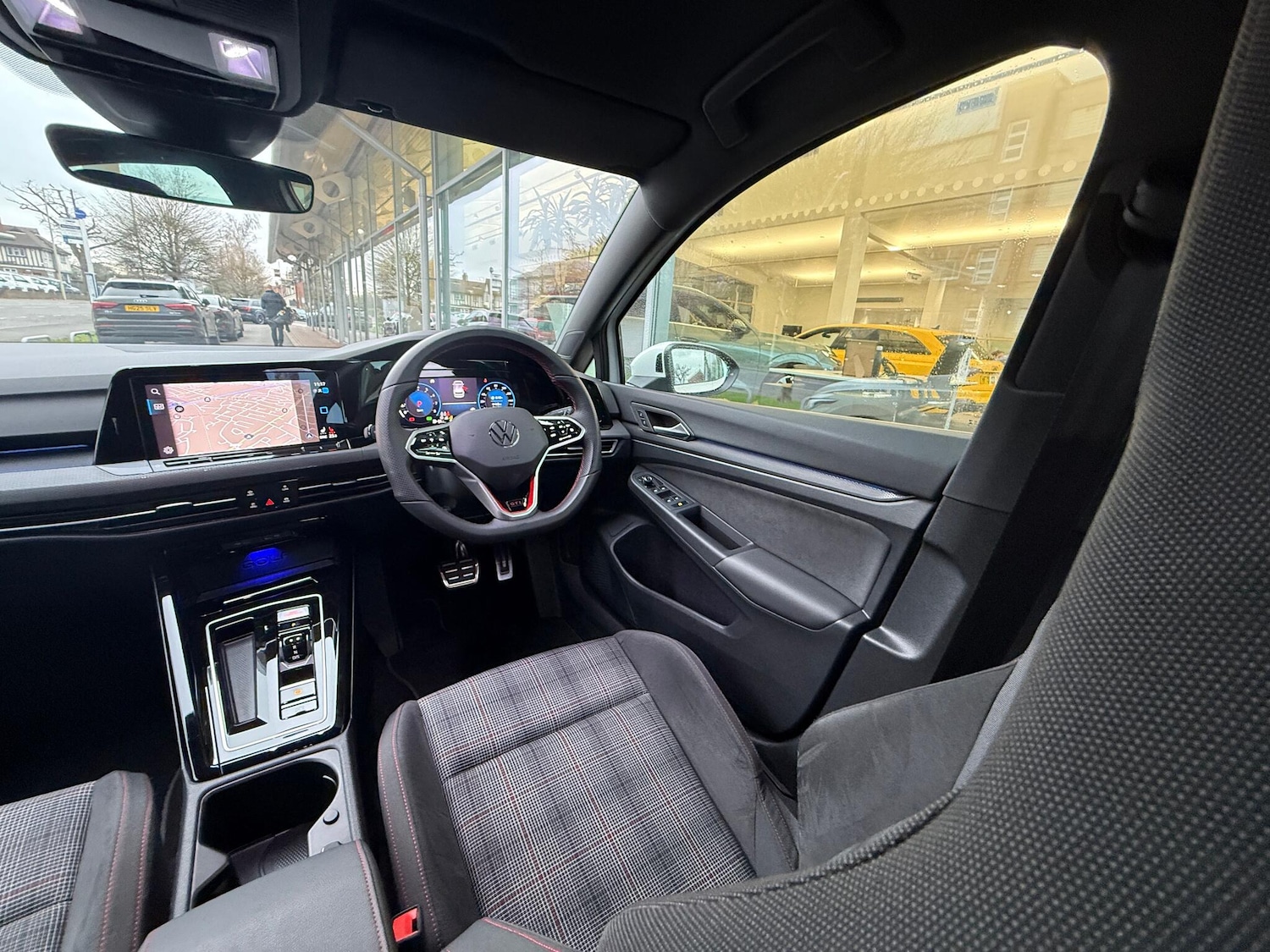 Used Volkswagen Golf 2024 for sale - 76953445: Photo 42