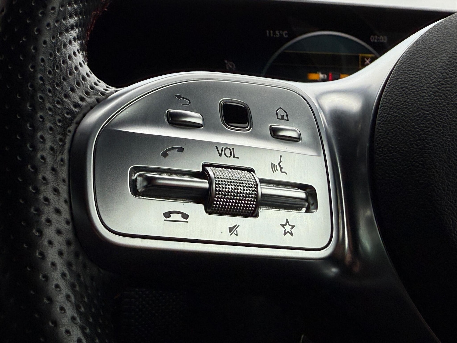 Used Mercedes-Benz A-Class 2018 for sale - 76926169: Photo 11