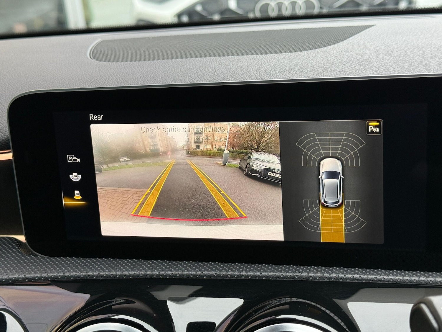 Used Mercedes-Benz A-Class 2018 for sale - 76926169: Photo 5