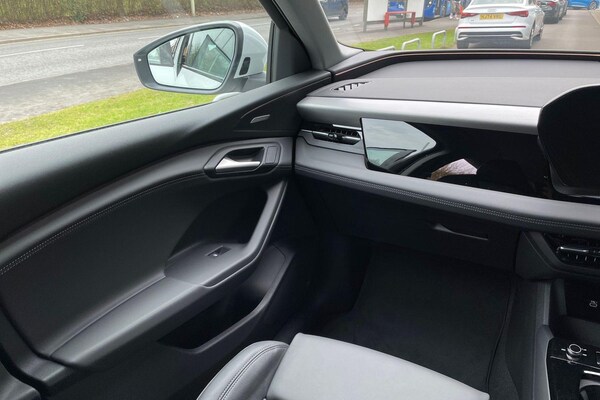 Used Audi Q6 e-tron 2025 for sale - 75297788: Photo 31