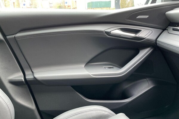 Used Audi Q6 e-tron 2025 for sale - 75297788: Photo 39
