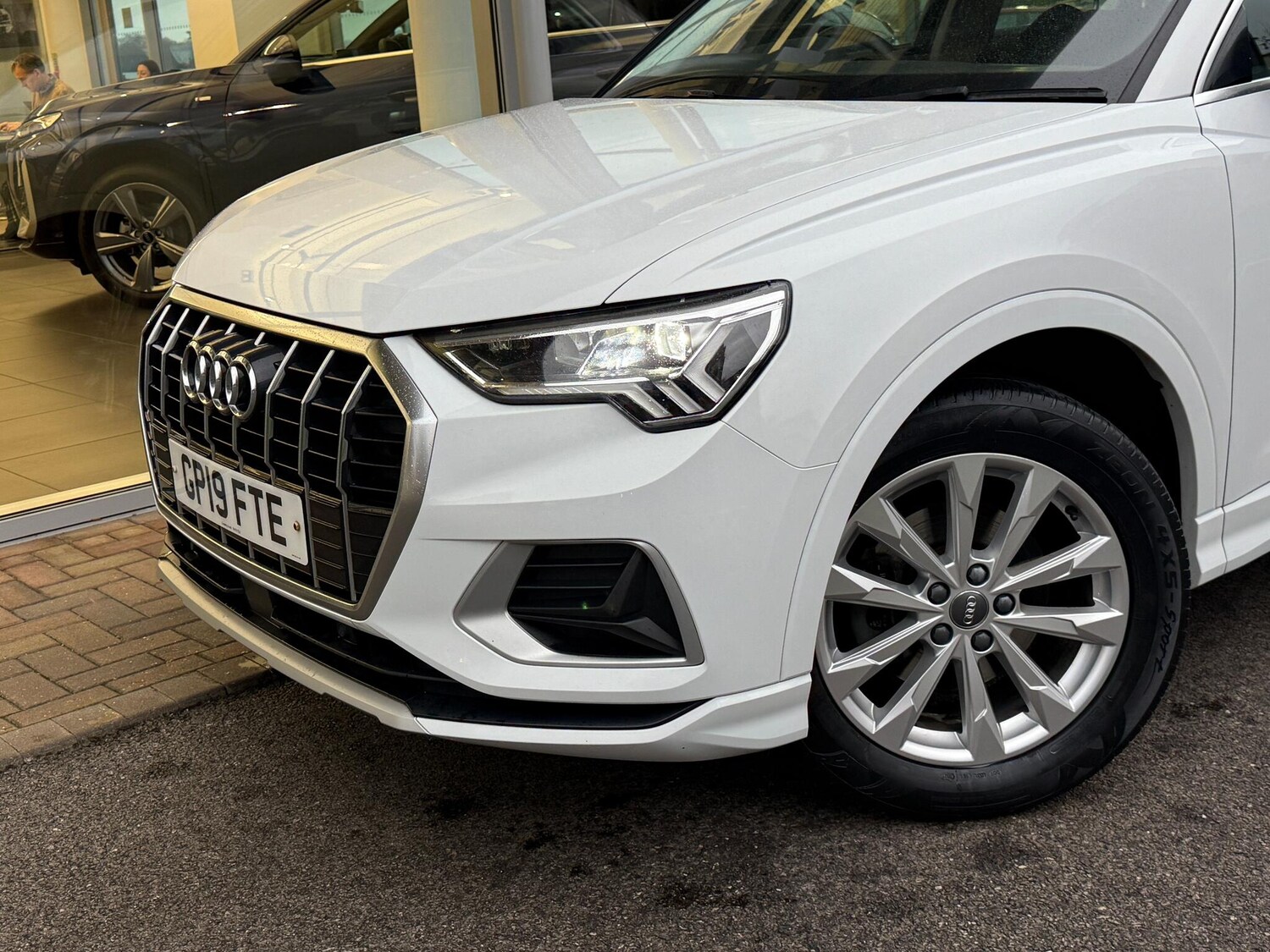 Used Audi Q3 2019 for sale - 76952930: Photo 30
