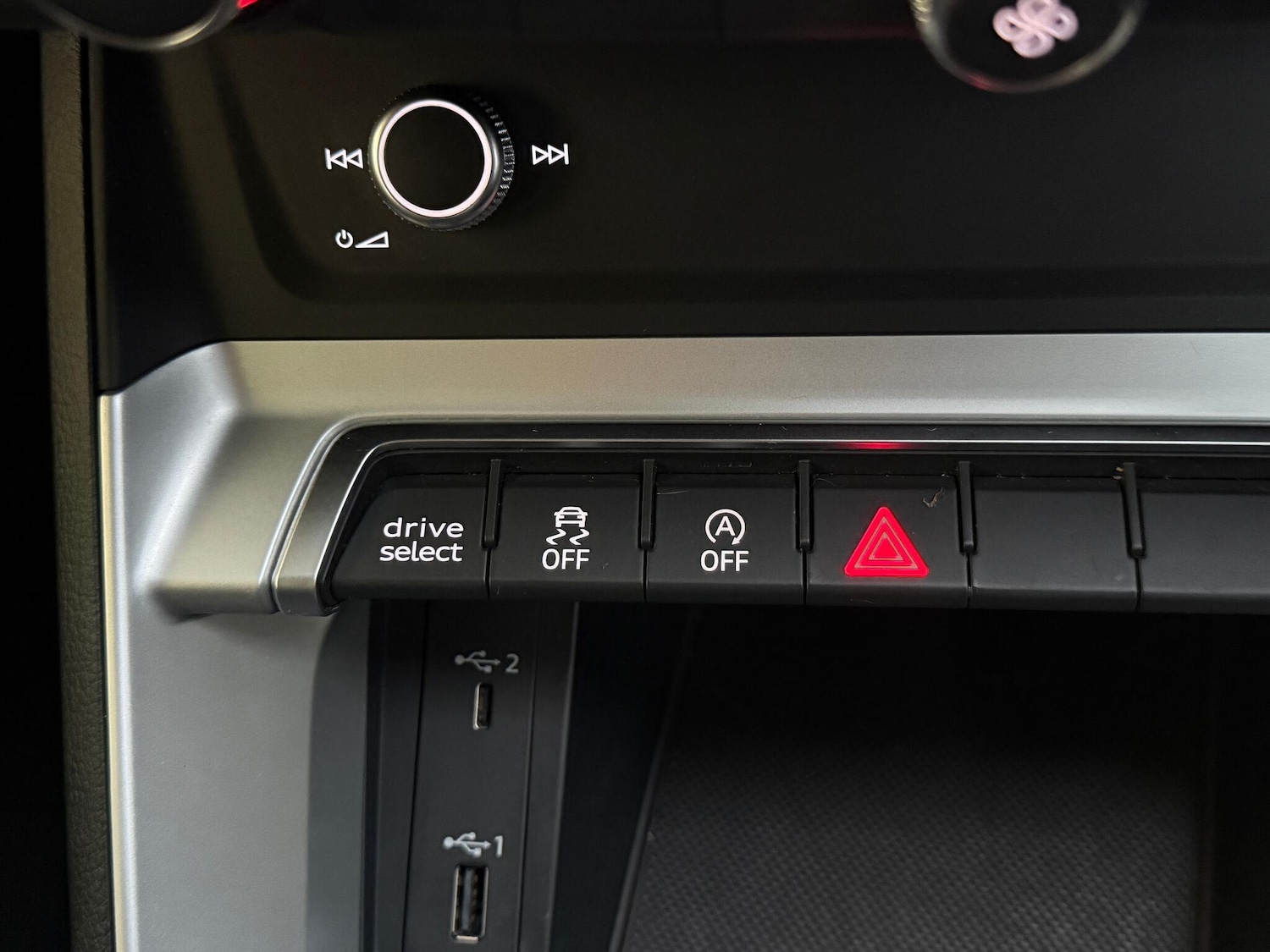 Used Audi Q3 2019 for sale - 76952930: Photo 51