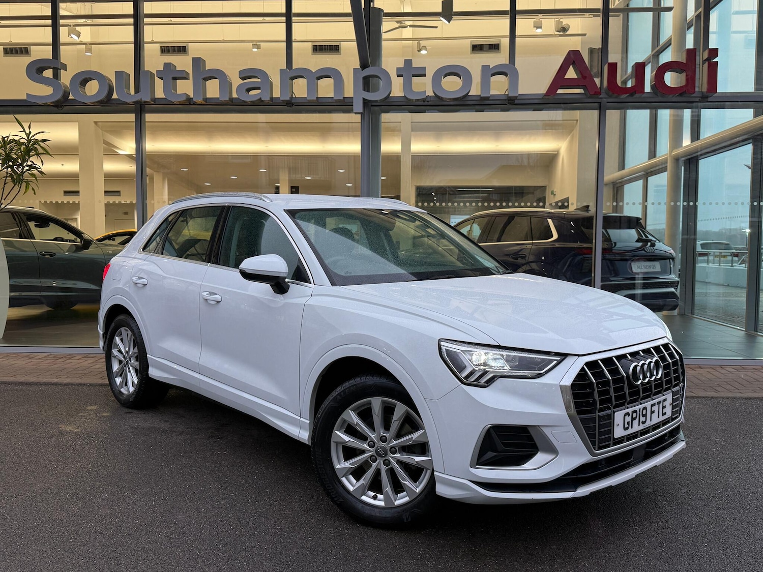 Used Audi Q3 2019 for sale - 76952930: Photo 58