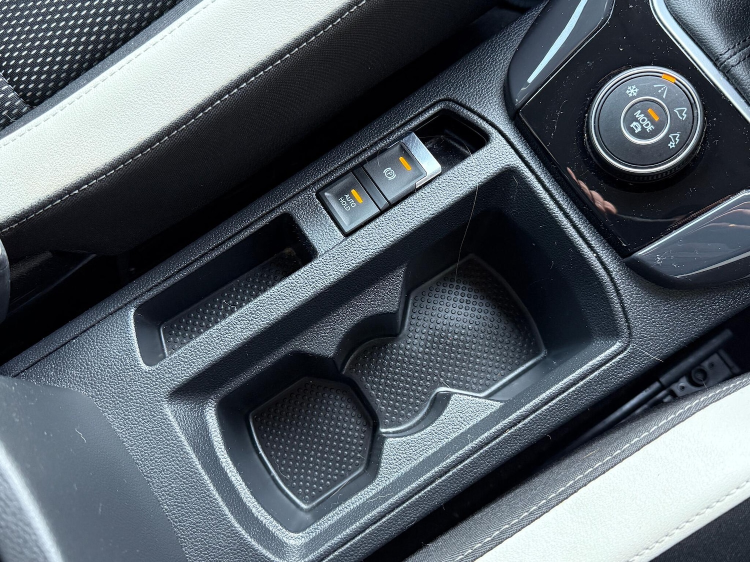 Used Volkswagen T-Roc for sale - 77074353: Photo 21