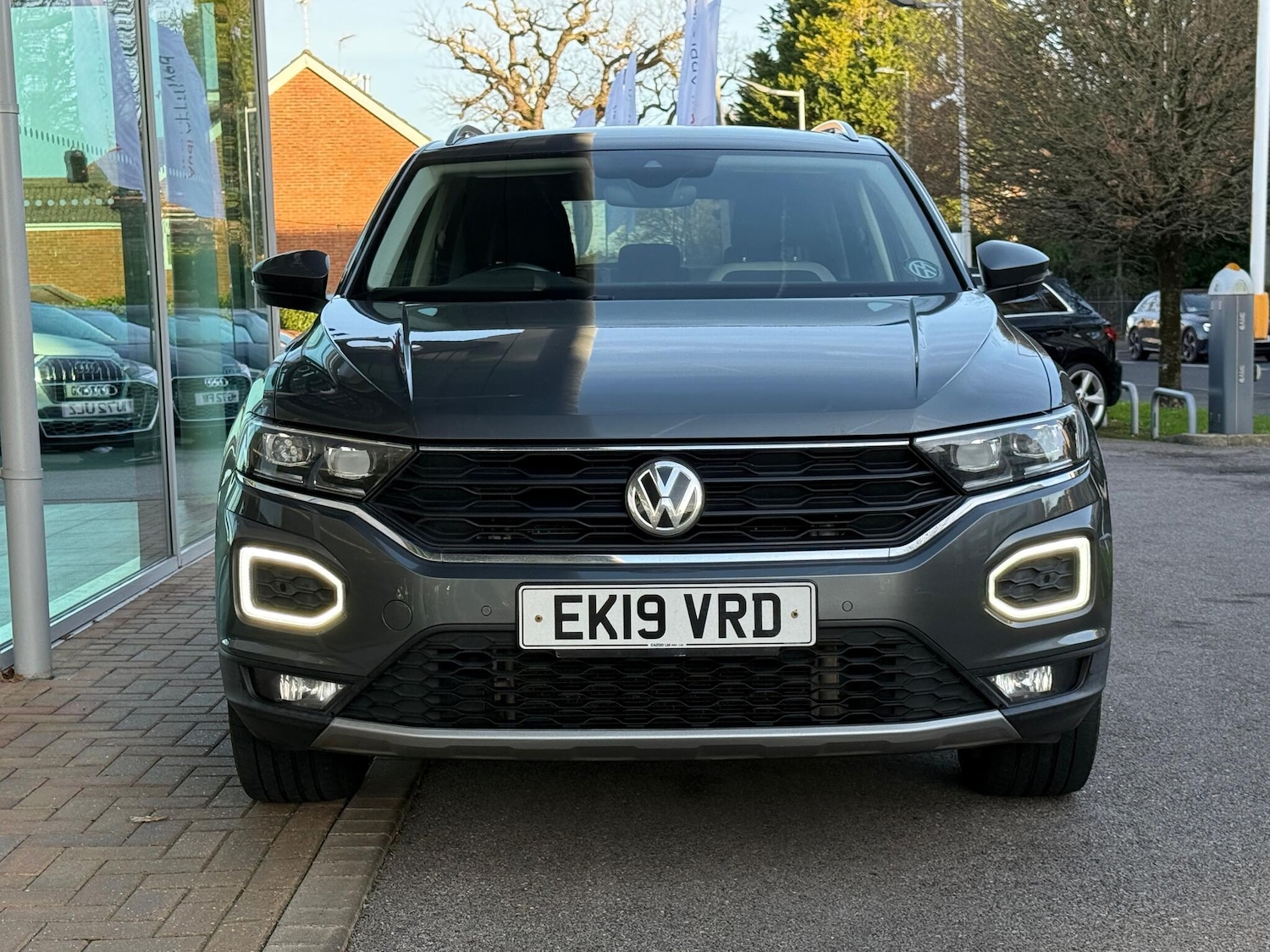 Used Volkswagen T-Roc for sale - 77074353: Photo 51