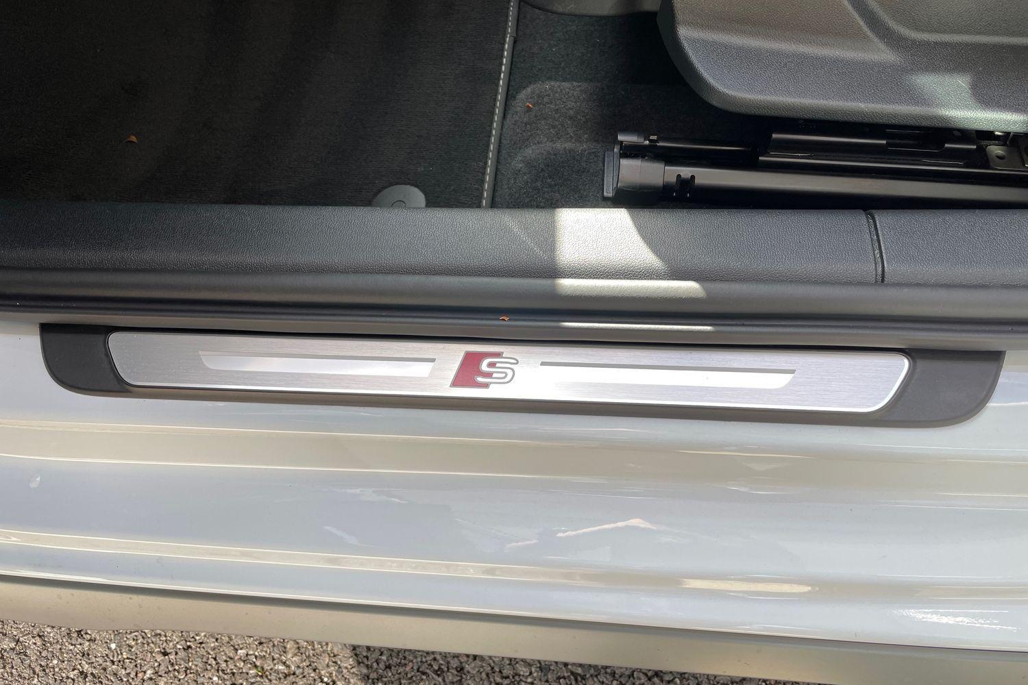 Vehicle 28