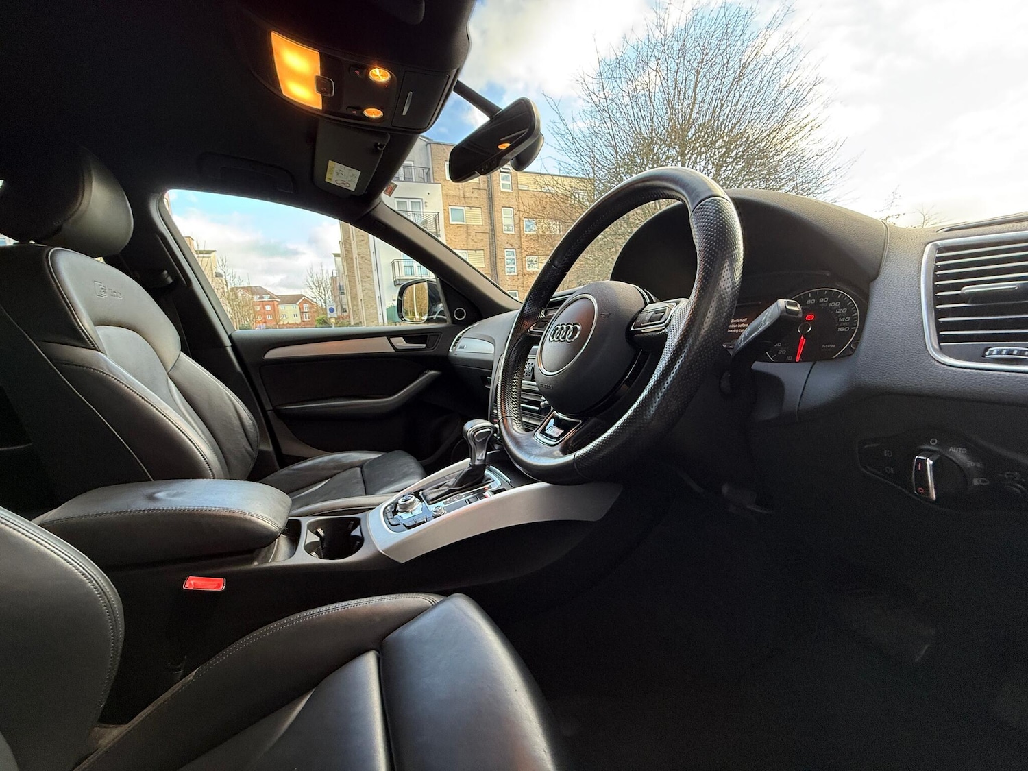 Used Audi Q5 2016 for sale - 76899210: Photo 33