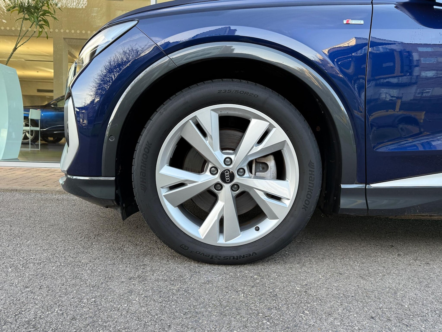 Used Audi Q4 e-tron 2022 for sale - 77074551: Photo 10