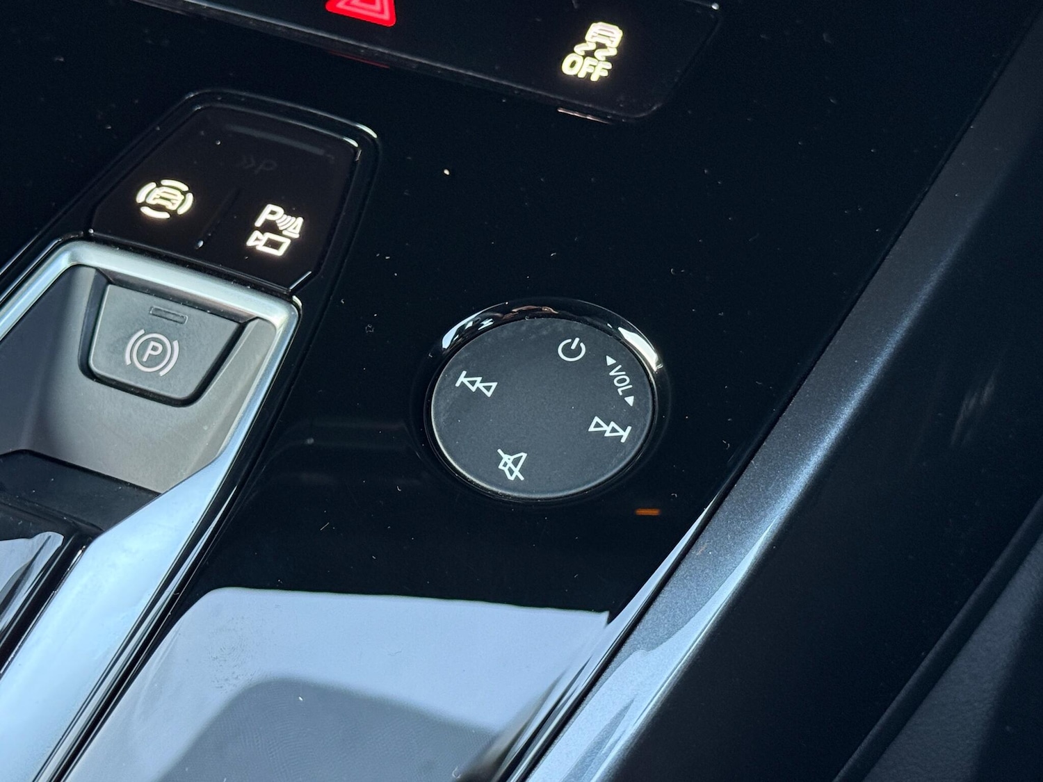 Used Audi Q4 e-tron 2022 for sale - 77074551: Photo 14