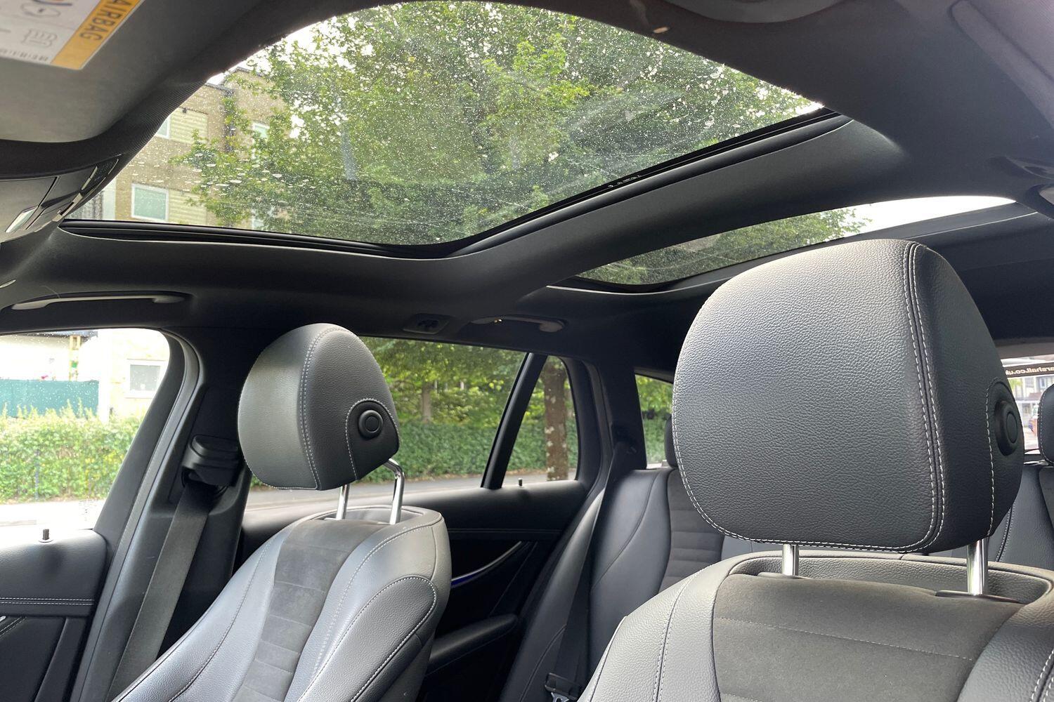 Used Mercedes-Benz E Class 2019 for sale - 76753331: Photo 4