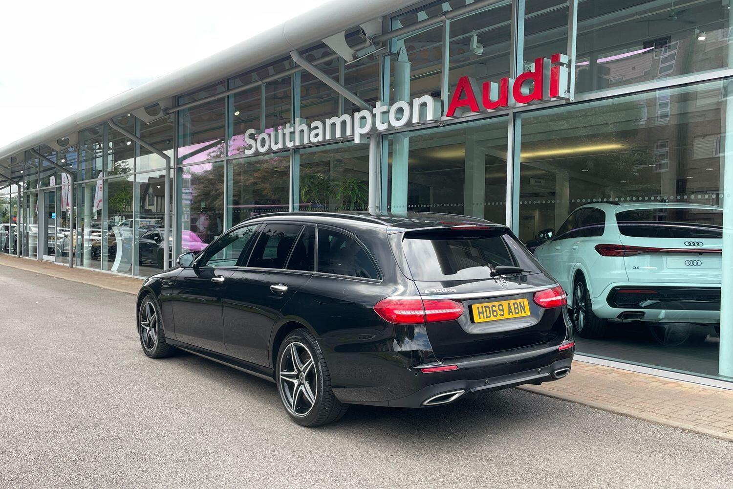 Used Mercedes-Benz E Class 2019 for sale - 76753331: Photo 7