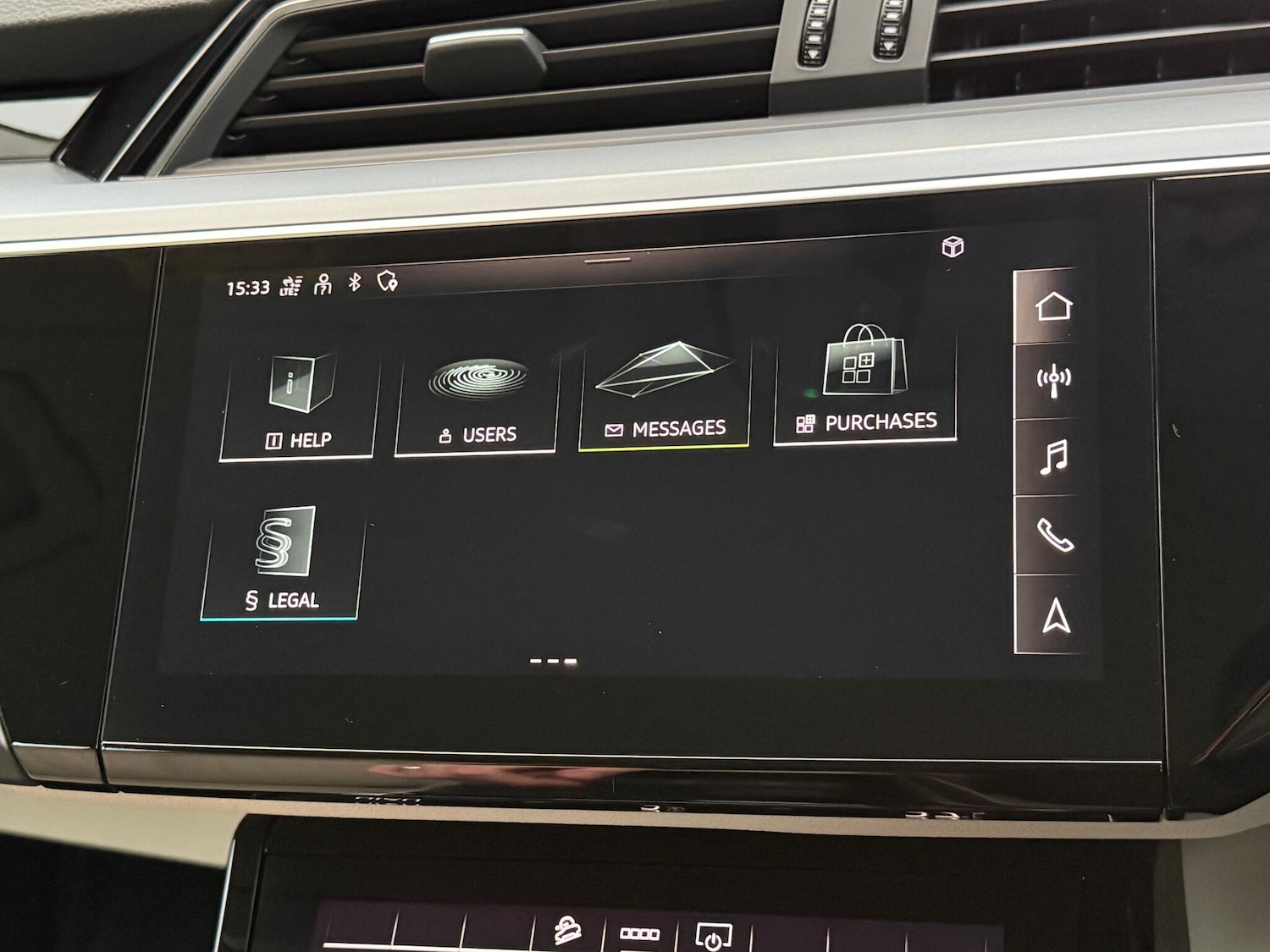 Used Audi e-tron 2020 for sale - 76975551: Photo 17