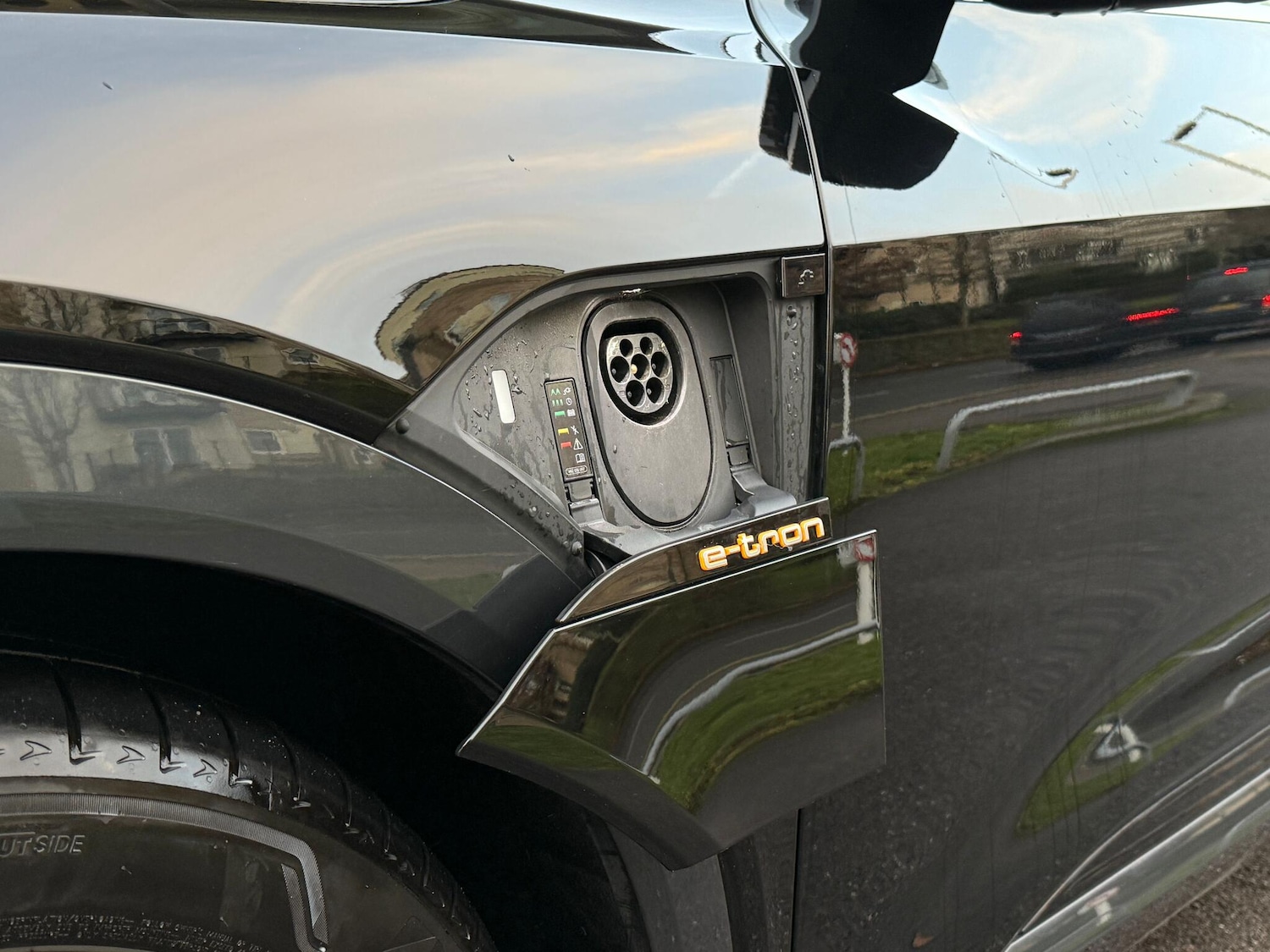 Used Audi e-tron 2020 for sale - 76975551: Photo 48