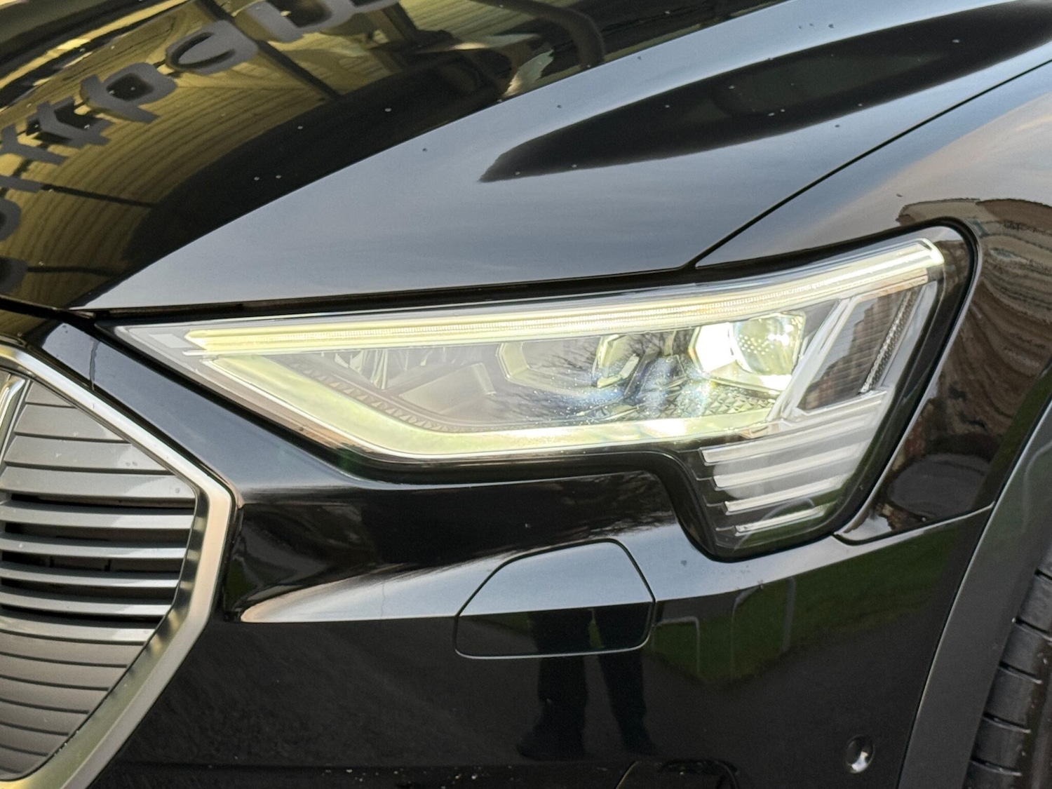 Used Audi e-tron 2020 for sale - 76975551: Photo 53