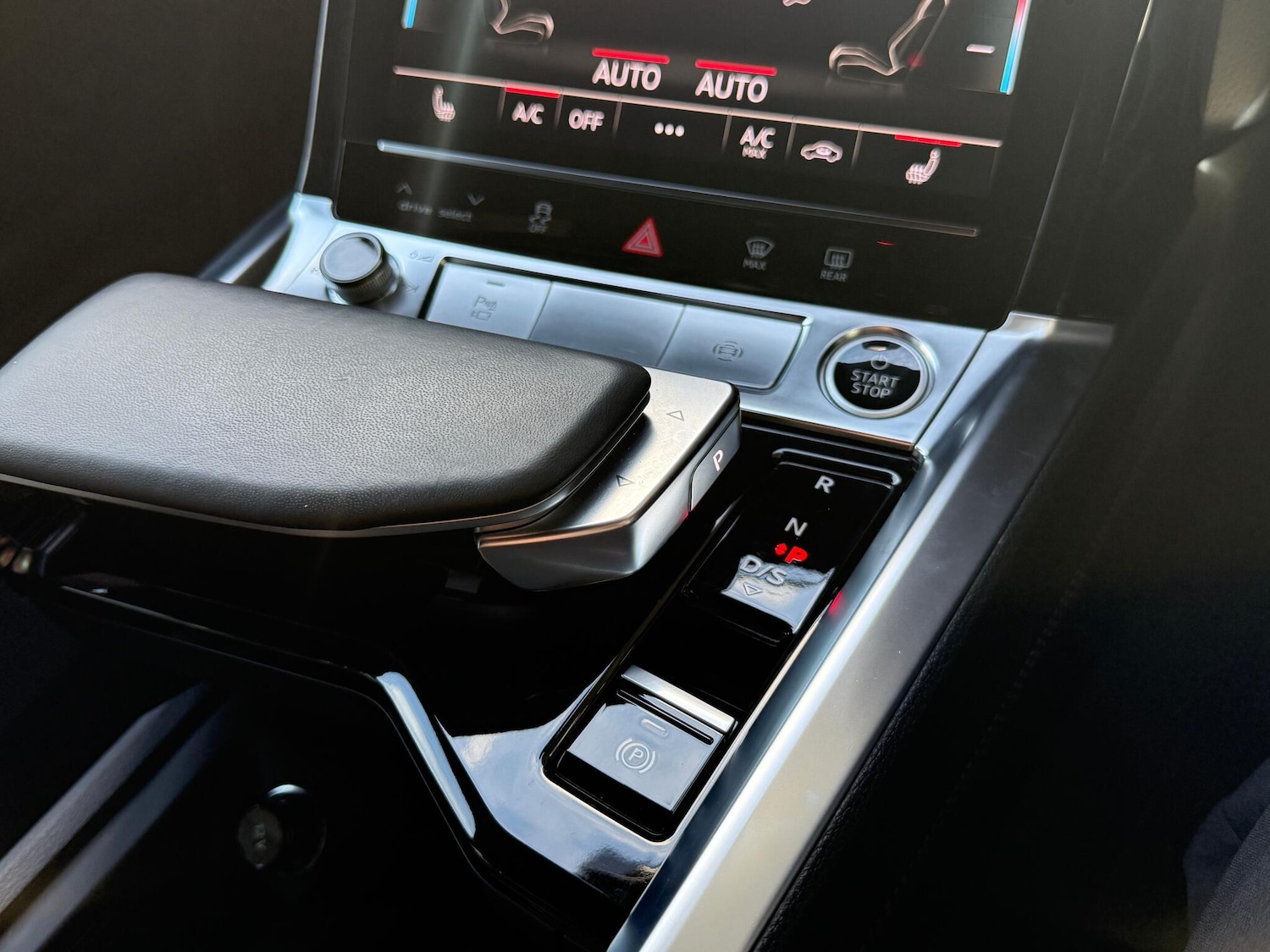 Used Audi Q8 e-tron for sale - 77279963: Photo 28