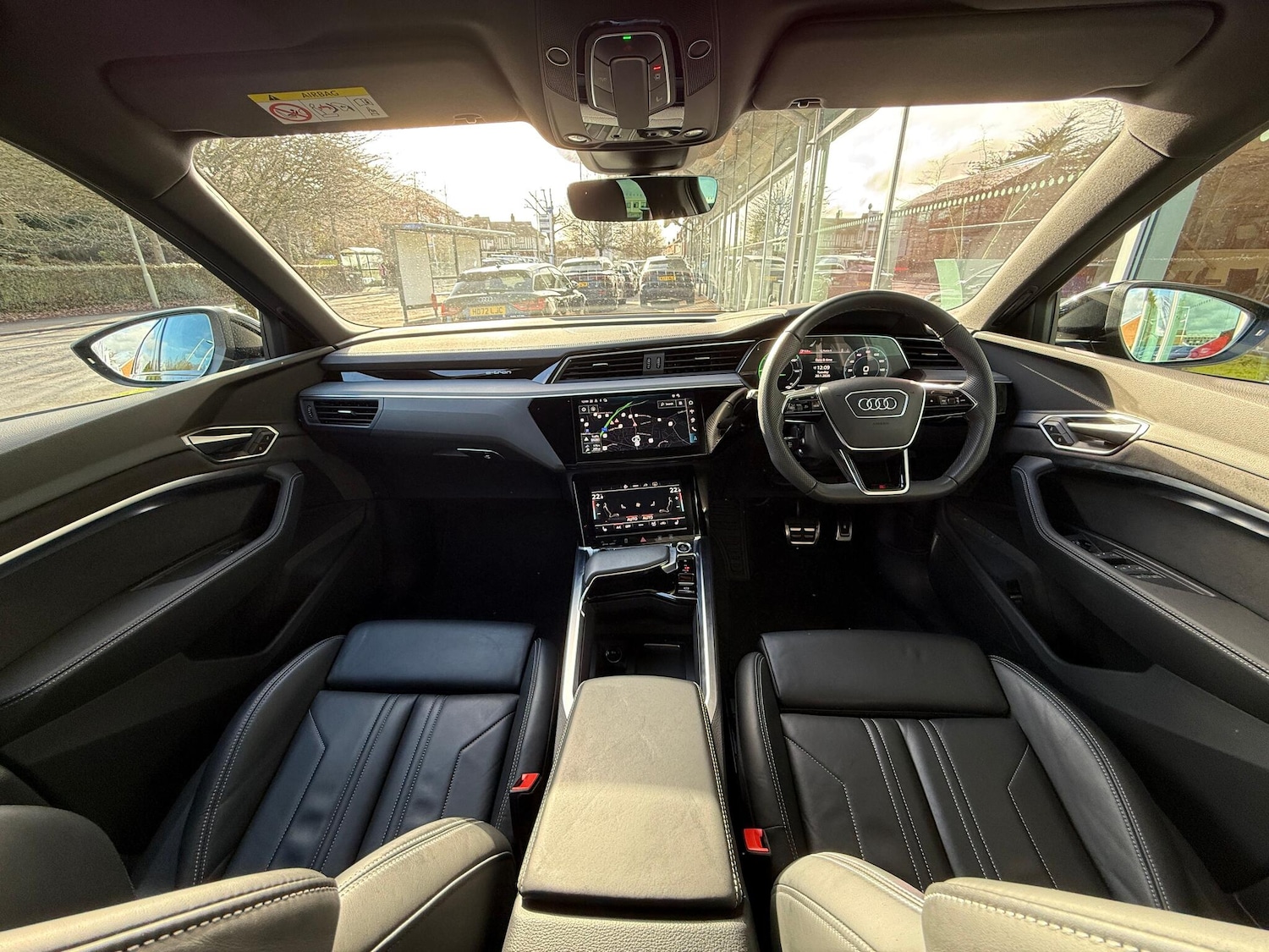 Used Audi Q8 e-tron for sale - 77279963: Photo 3