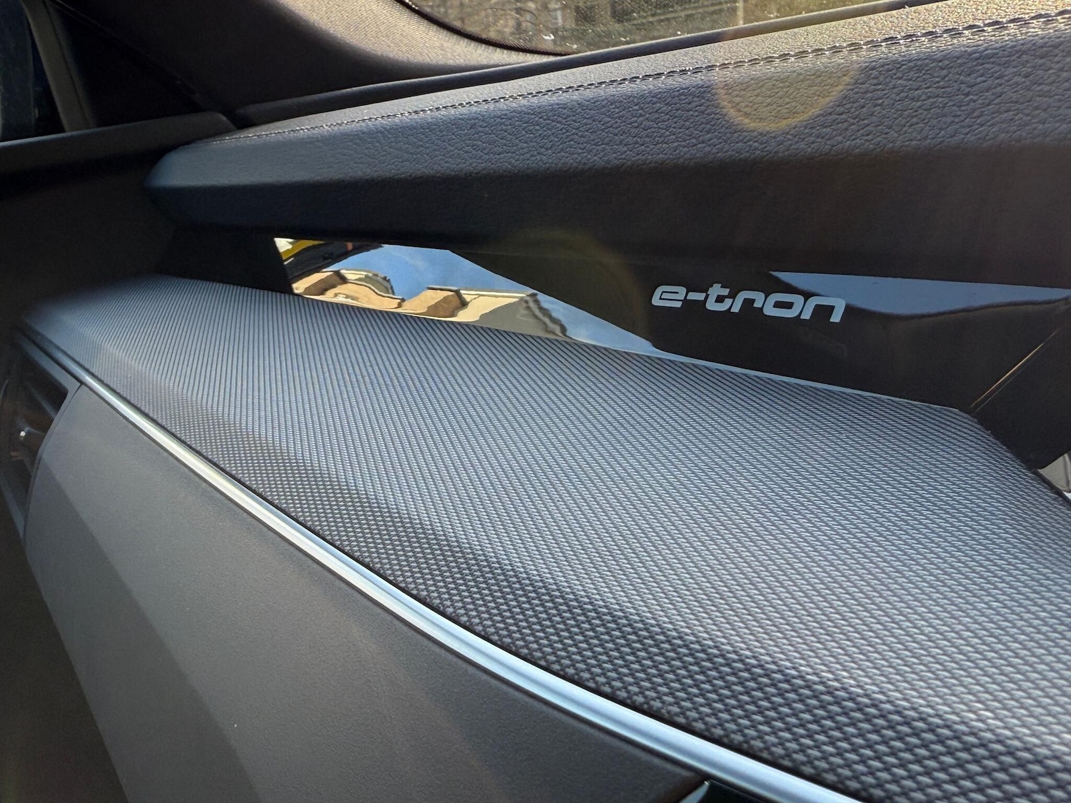 Used Audi Q8 e-tron for sale - 77279963: Photo 38