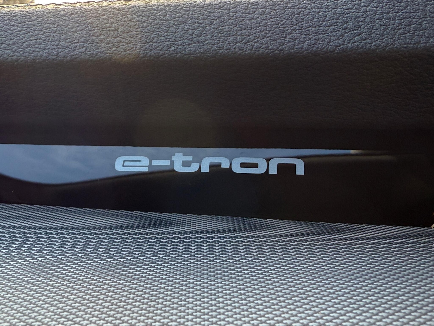 Used Audi Q8 e-tron for sale - 77279963: Photo 39