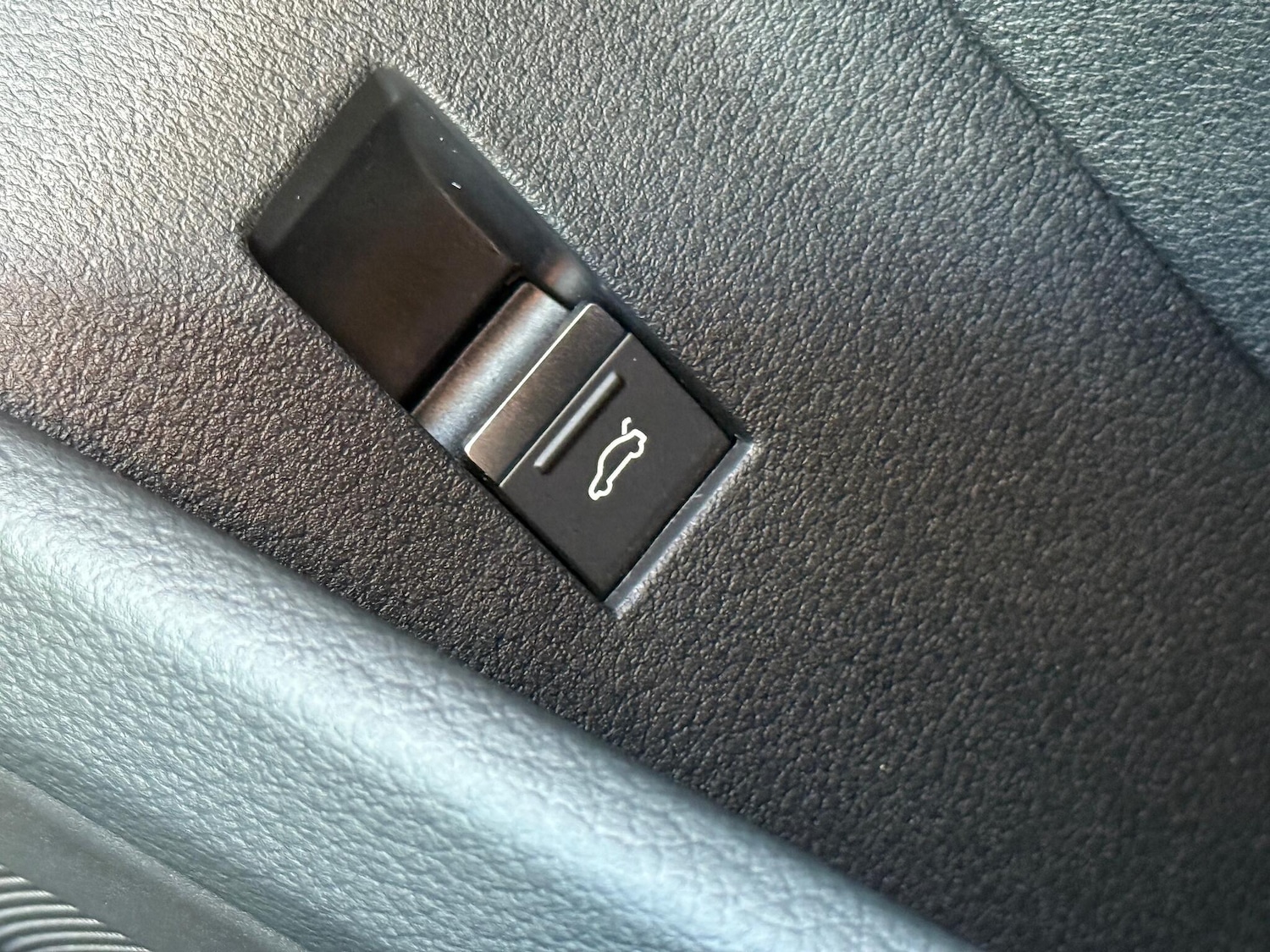 Used Audi Q8 e-tron for sale - 77279963: Photo 45