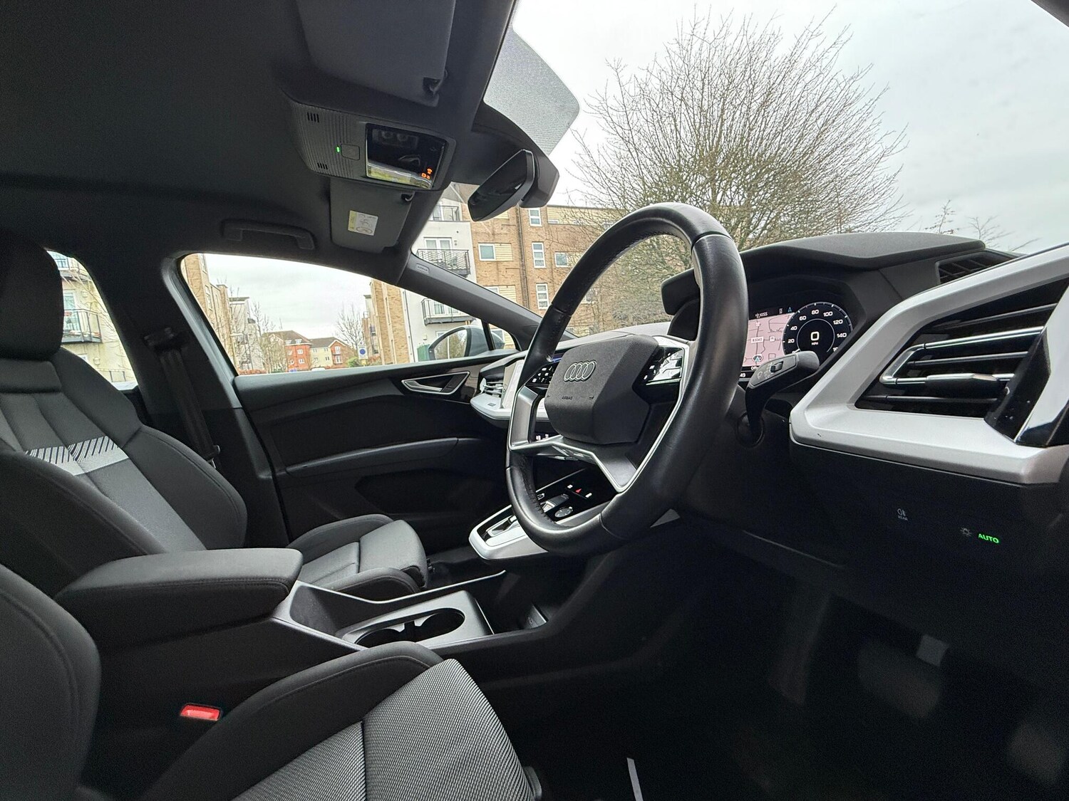 Used Audi Q4 e-tron 2023 for sale - 77696136: Photo 11